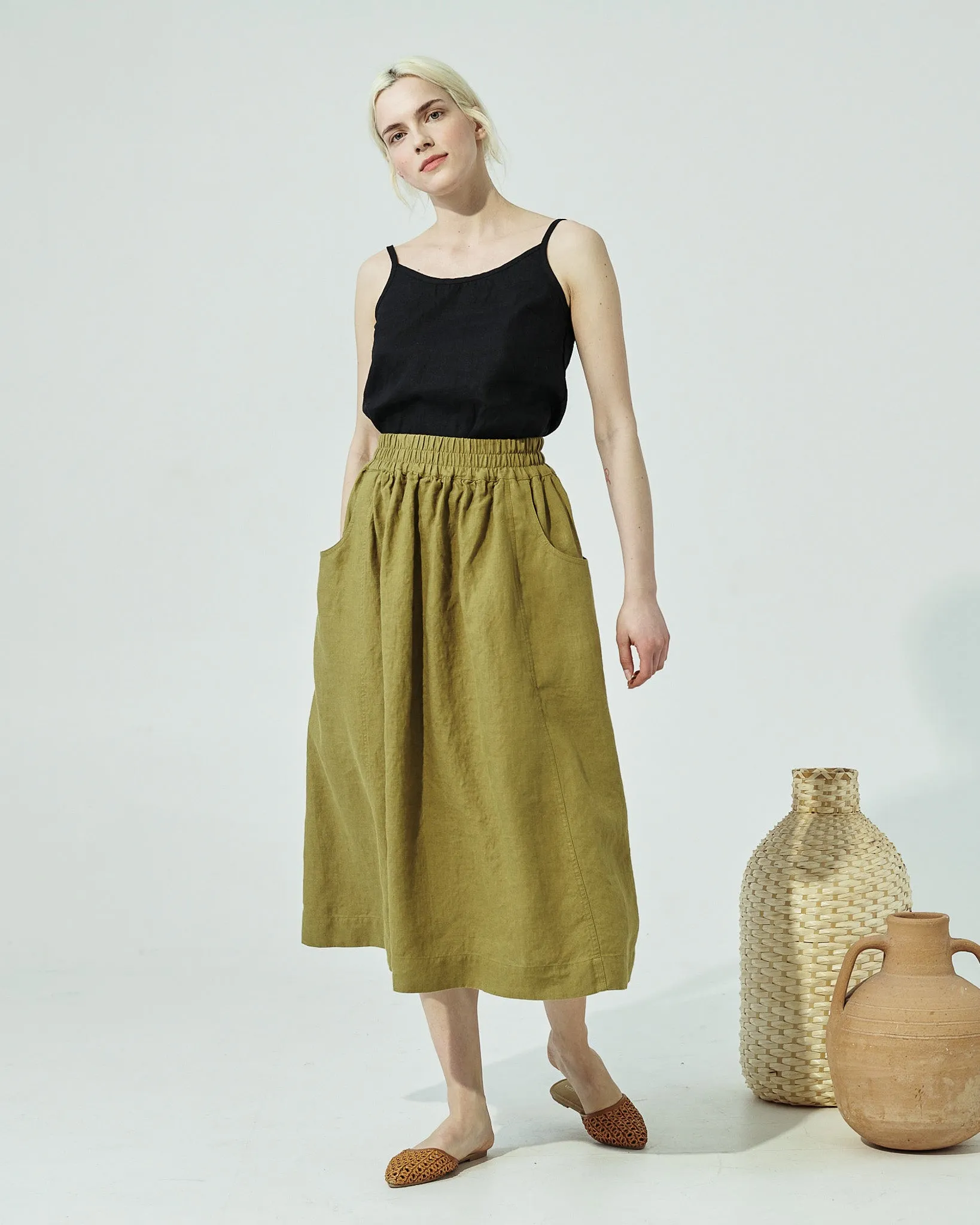 OIA gathered linen skirt (SS24)