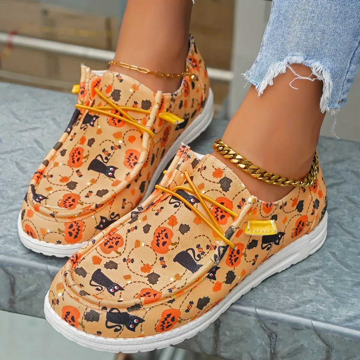 Women's Pumpkin & Cat Print Canvas Shoes, Casual Lace Up Outdoor Shoes, Lightweight Low Top Halloween Shoes